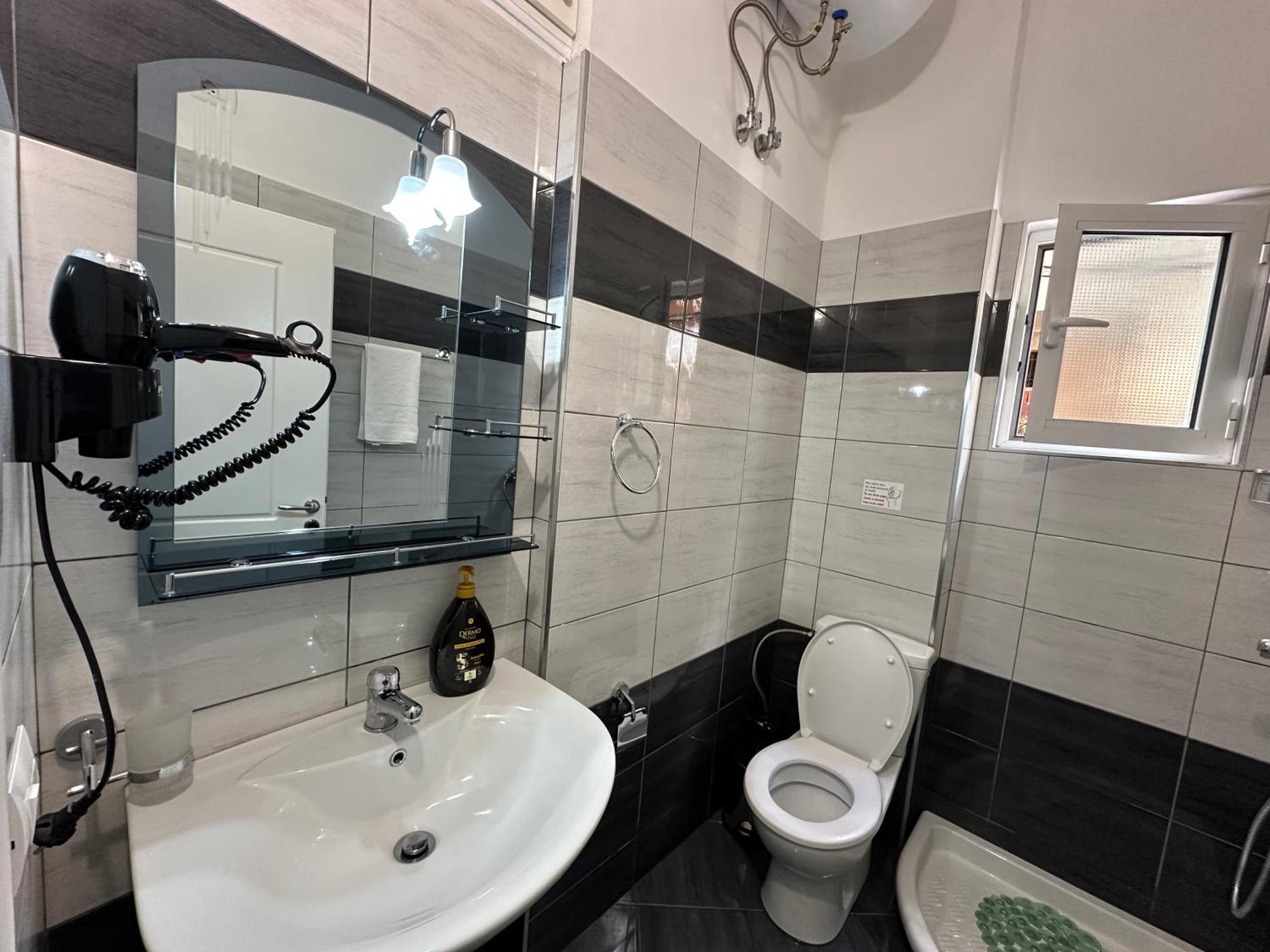 Apartament Galaxy Sarandë Eksteriør billede